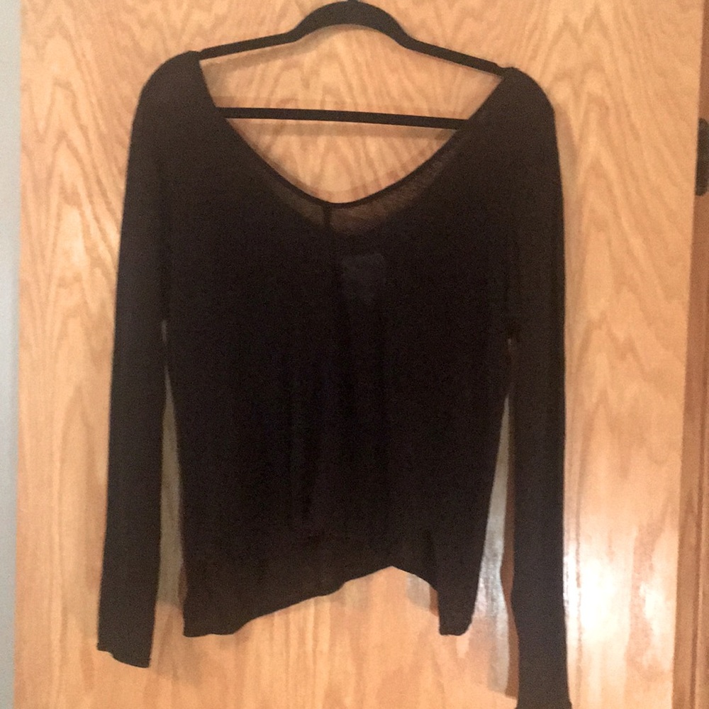 Chaser Linen v neck front and back